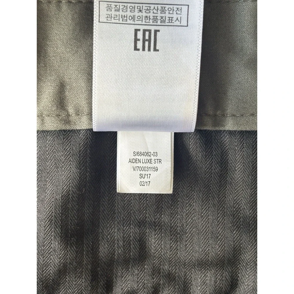 Banana Republic Dark Gray Shorts Mens Aiden‎ Size 42